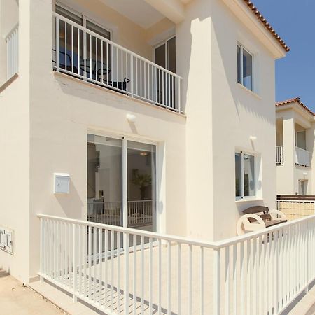 Villa Galya Protaras Exteriör bild