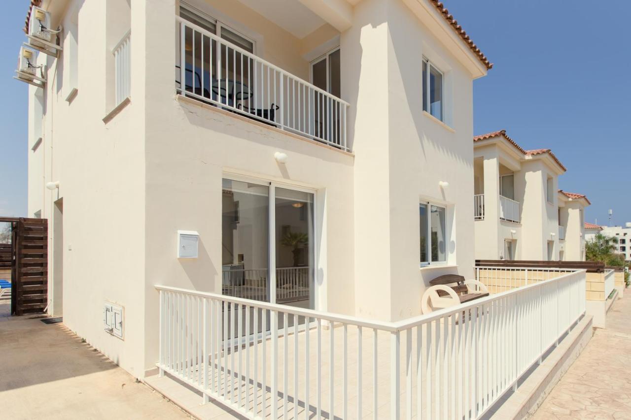 Villa Galya Protaras Exteriör bild