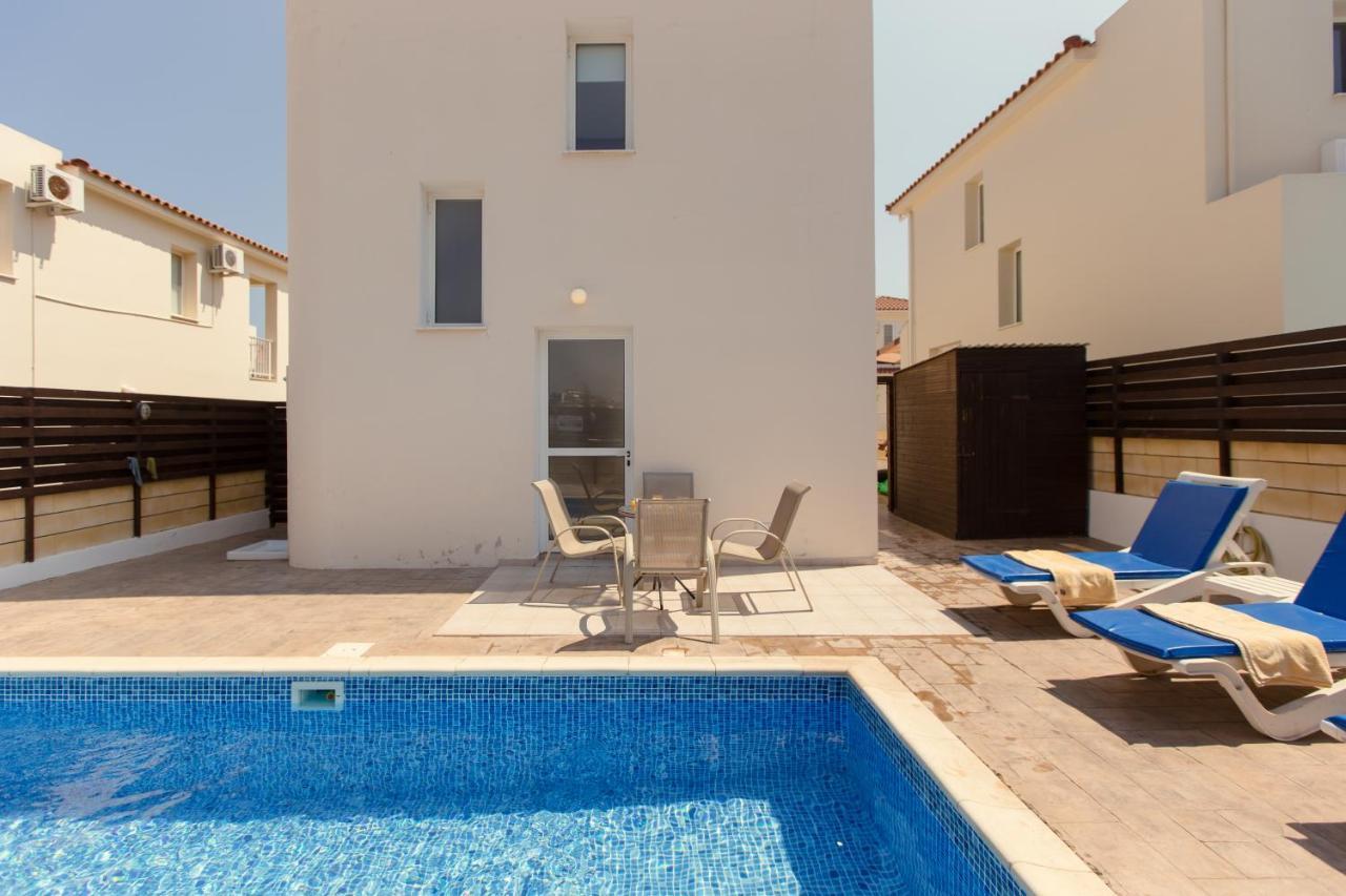 Villa Galya Protaras Exteriör bild