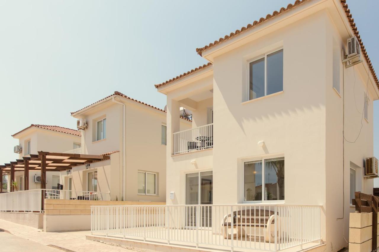 Villa Galya Protaras Exteriör bild